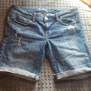 American Eagle Bermuda Shorts